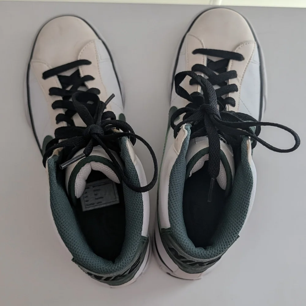 Nike euc cute